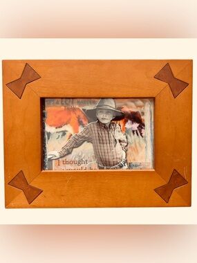 Vintage Photo Frame Inlaid 4 x 6 Wood Bow Portrait + Landscape Brown Western